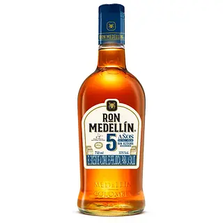 Ron Medellin 5 Años